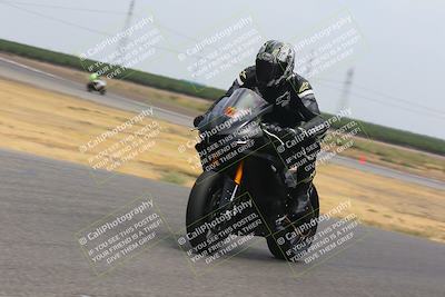 media/Jul-23-2023-TrackDaz (Sun) [[5bdcf0335d]]/Group A/Wheelie Bump (2pm)/